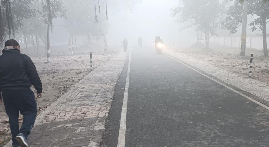 उत्तर प्रदेश में सुबह और रात के तापमान में गिरावट के बीच बदलता मौसम