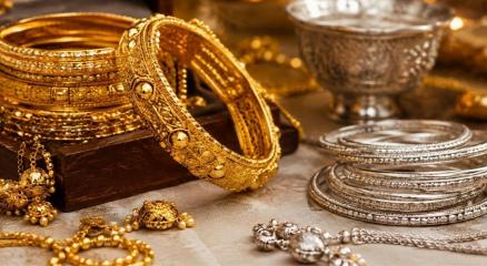 4 सितंबर को सोना और चांदी की कीमतों में गिरावट