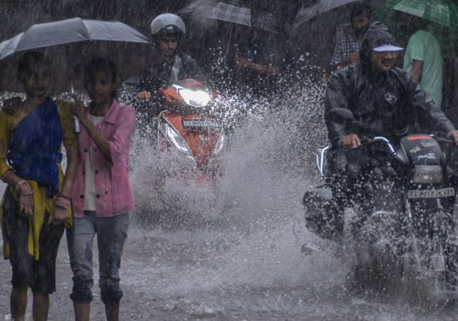 Heavy rain alert in UP